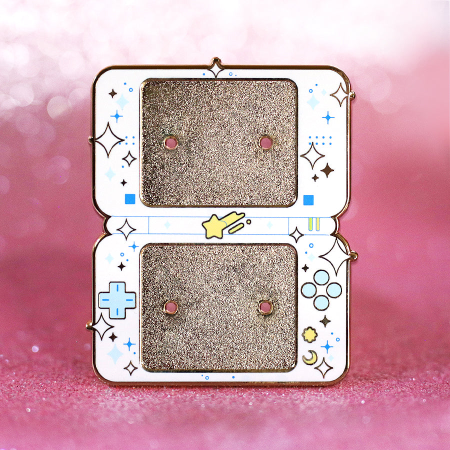 NDS WHITE [Base] ✦ ENAMEL PIN