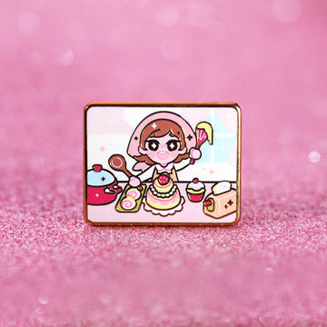 COOKING MUM [Plate] ✦ ENAMEL PIN